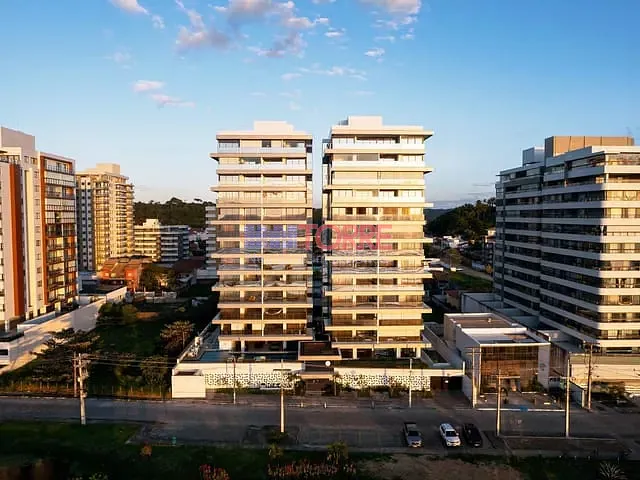 Apartamento com 135m² 3 quartos e 5 banheiros, à venda, no bairro Nossa Senhora da Vitória em Ilhéus