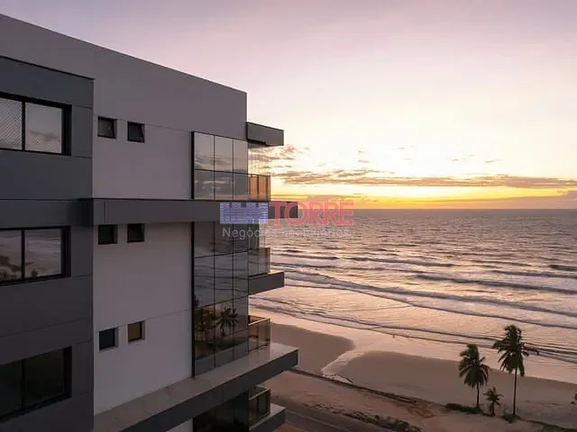Apartamento com 135m² 3 quartos e 5 banheiros, à venda, no bairro Nossa Senhora da Vitória em Ilhéus