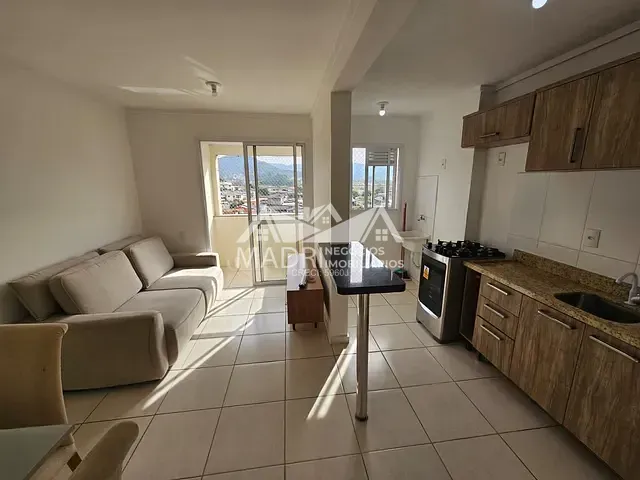 Apartamento 2 quartos e 1 banheiro, à venda ou para alugar, no bairro Bela Vista em Palhoça