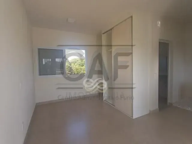 Apartamento com 31m² 1 quarto e 1 banheiro, para alugar, no bairro Centro em Holambra