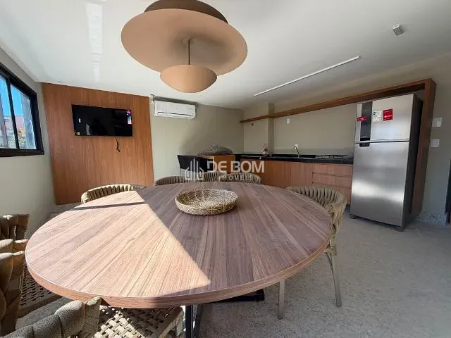 Apartamento 2 quartos e 2 banheiros, à venda, no bairro Centro em Poços de Caldas