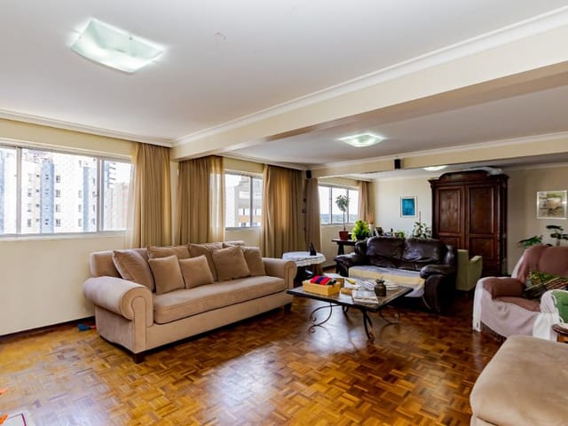 Apartamento 3 quartos e 3 banheiros, à venda, no bairro Bigorrilho em Curitiba