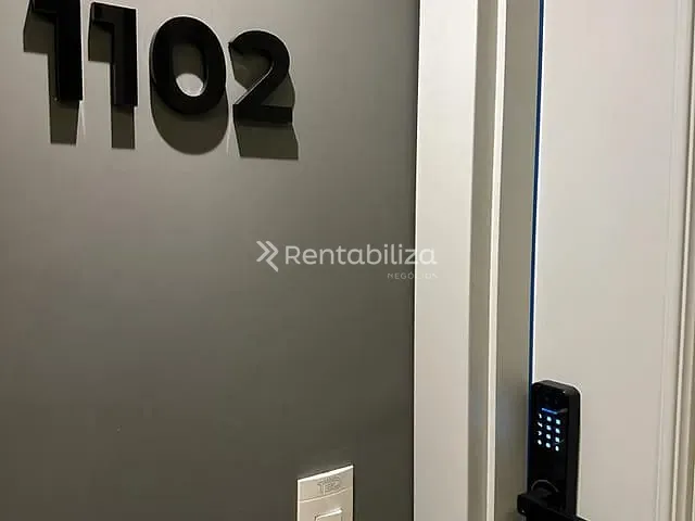 Apartamento 3 quartos e 4 banheiros, à venda, no bairro Meia Praia em Itapema