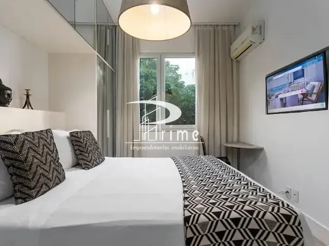 Apartamento com 45m² 1 quarto e 1 banheiro, à venda, no bairro Copacabana em Rio de Janeiro