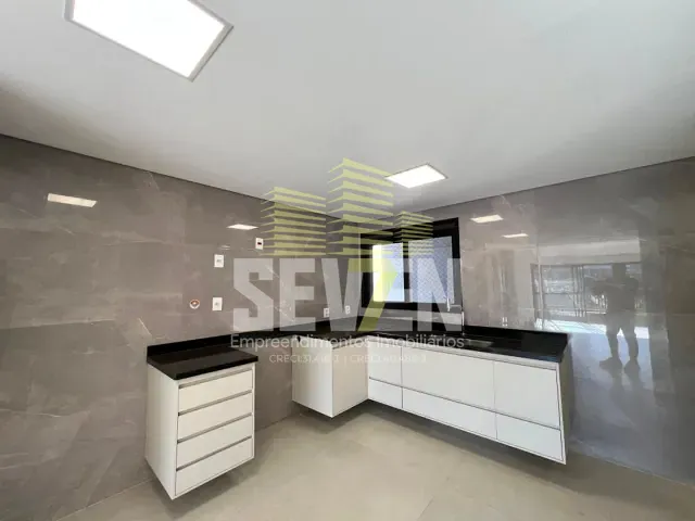 Apartamento com 159m² 2 quartos e 3 banheiros, à venda, no bairro Vila Aviação em Bauru