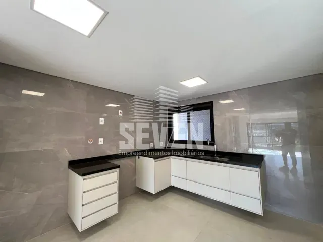 Apartamento com 159m² 2 quartos e 3 banheiros, à venda, no bairro Vila Aviação em Bauru