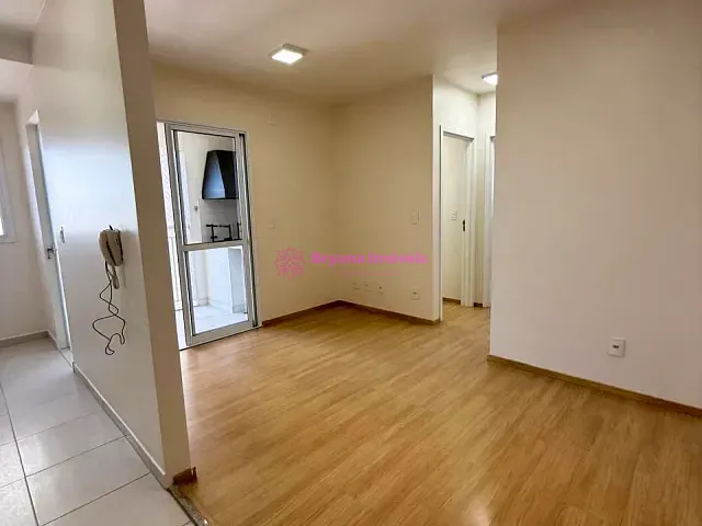 Apartamento 2 quartos e 2 banheiros, à venda, no bairro Santa Paula em São Caetano do Sul