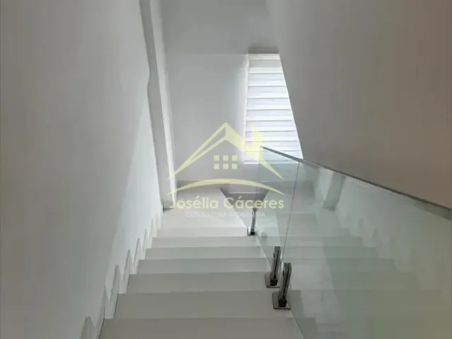Apartamento com 240m² 2 quartos e 2 banheiros, à venda, no bairro Goiabeira em Cuiabá