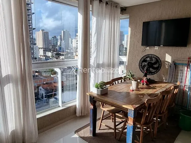 Apartamento 1 quarto e 2 banheiros, à venda, no bairro Meia Praia em Itapema