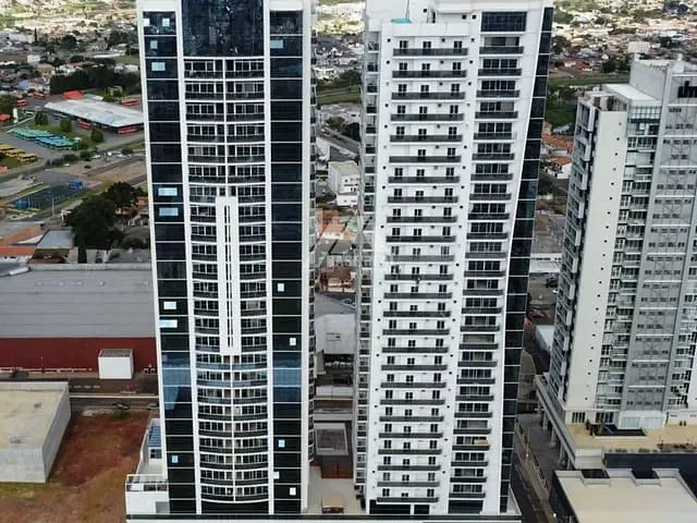 Apartamento com 487m² 4 quartos e 6 banheiros, à venda, no bairro Oficinas em Ponta Grossa