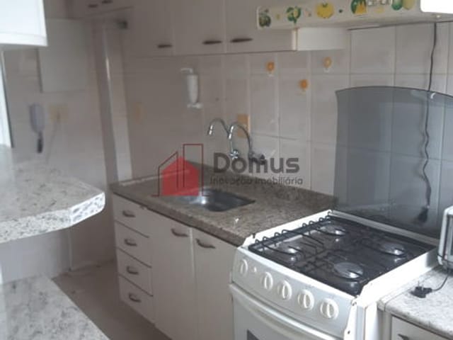 Apartamento à venda, no bairro Vila Tupi em Praia Grande