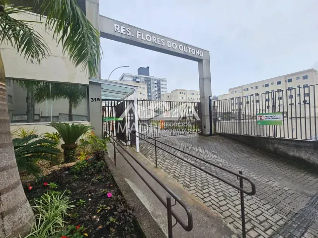 Apartamento 2 quartos e 1 banheiro, para alugar, no bairro Areias em São José