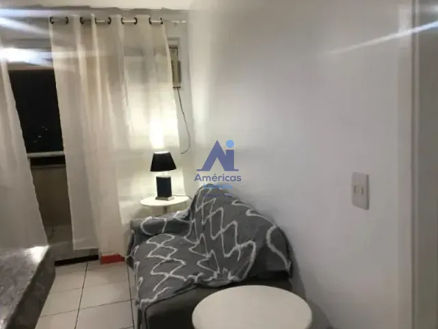 Apartamento 1 quarto e 1 banheiro, para alugar, no bairro Barra Olímpica em Rio de Janeiro