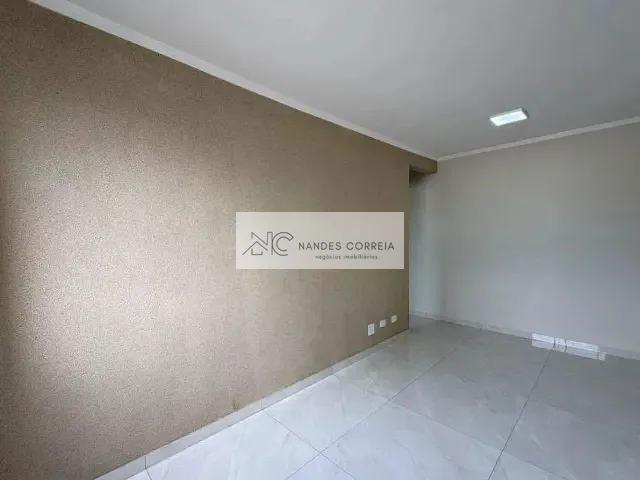 Apartamento 2 quartos e 1 banheiro, à venda, no bairro Parque Jamaica em Londrina