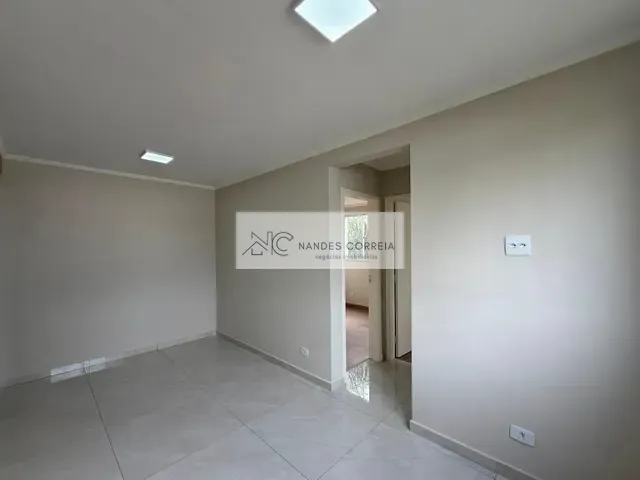 Apartamento 2 quartos e 1 banheiro, à venda, no bairro Parque Jamaica em Londrina
