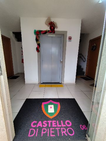 Apartamento 2 quartos e 1 banheiro, para alugar, no bairro Parque Residencial Rita Vieira em Campo Grande