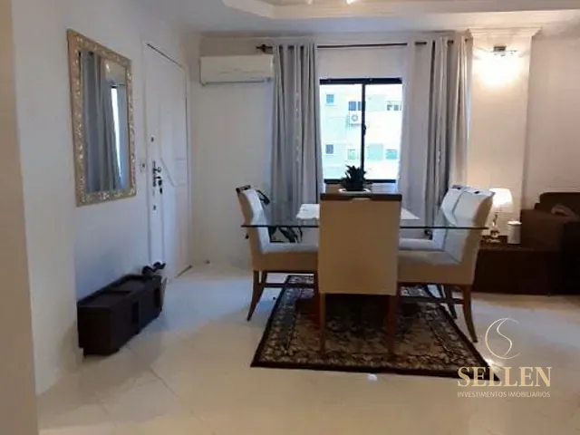 Apartamento com 147m² 3 quartos e 3 banheiros, à venda, no bairro Centro em Balneário Camboriú
