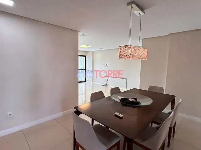 Apartamento 4 quartos e 4 banheiros, à venda, no bairro Centro em Itabuna