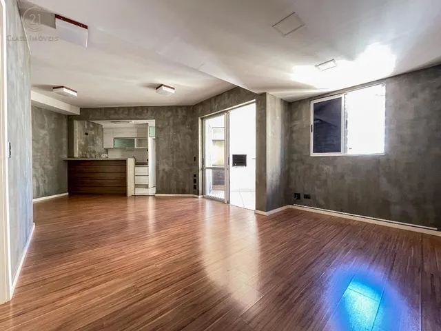 Apartamento com 72m² 2 quartos e 2 banheiros, à venda, no bairro Residencial do Lago em Londrina