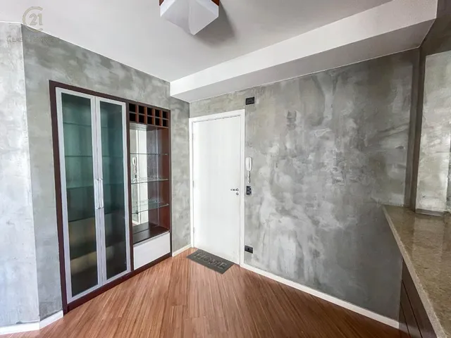 Apartamento com 72m² 2 quartos e 2 banheiros, à venda, no bairro Residencial do Lago em Londrina