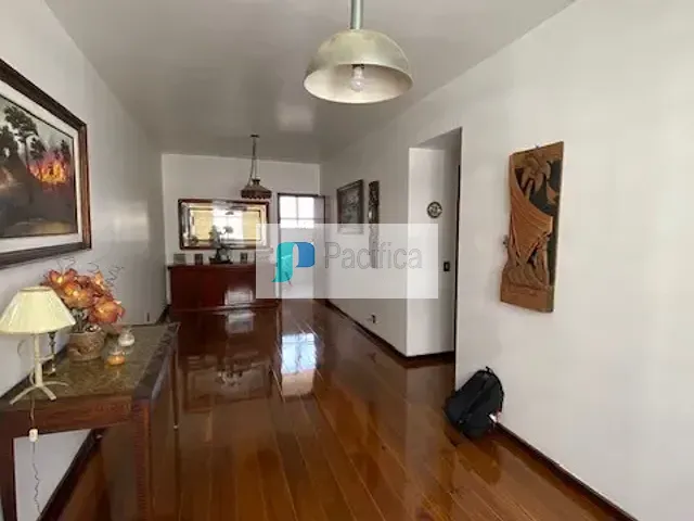 Apartamento com 110m² 3 quartos e 3 banheiros, à venda, no bairro Copacabana em Rio de Janeiro
