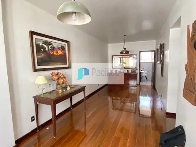Apartamento com 110m² 3 quartos e 3 banheiros, à venda, no bairro Copacabana em Rio de Janeiro