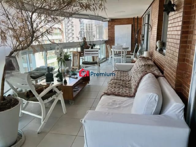 Apartamento 4 quartos e 5 banheiros, à venda, no bairro Barra da Tijuca em Rio de Janeiro