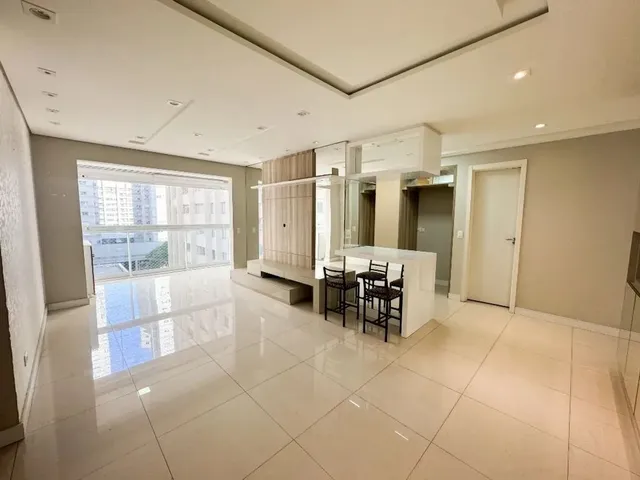 Apartamento 3 quartos e 2 banheiros, à venda, no bairro Bigorrilho em Curitiba