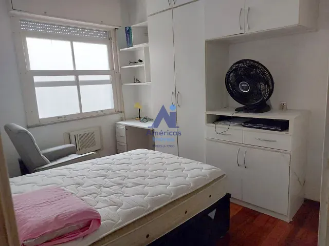 Apartamento 4 quartos e 3 banheiros, à venda, no bairro Laranjeiras em Rio de Janeiro