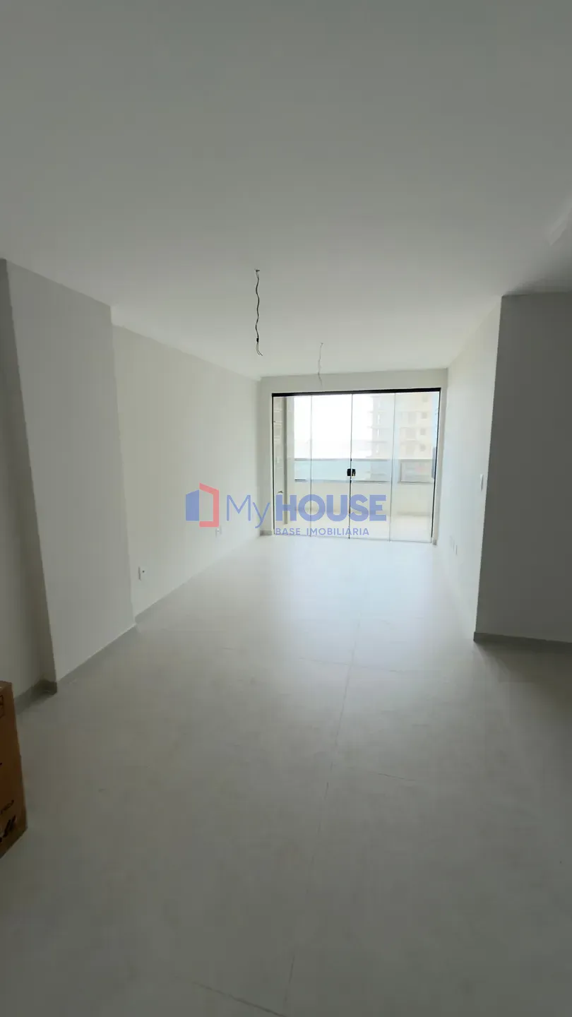 Apartamento, 3 quartos, 100 m² - Foto 2