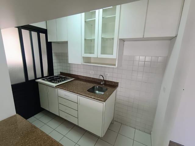 Foto do Apartamento - Apartamento 1 dormitório com varanda e vaga, todo reformado próximo a PUC. | Vion Imóveis