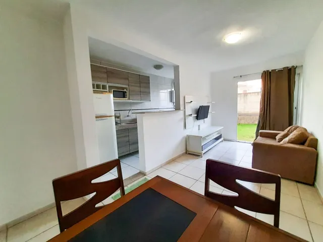 Apartamento 2 quartos e 2 banheiros, para alugar, no bairro Granja dos Cavaleiros em Macaé