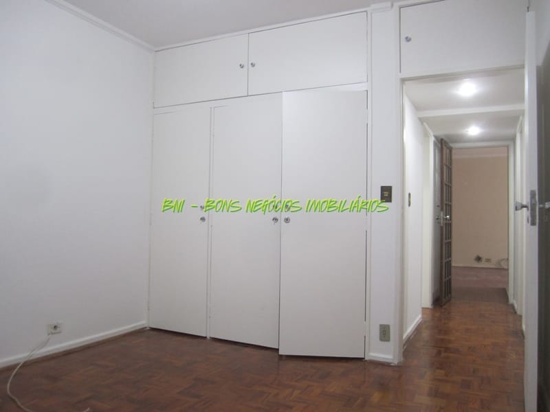 Apartamento para alugar com 3 quartos, 110m² - Foto 35