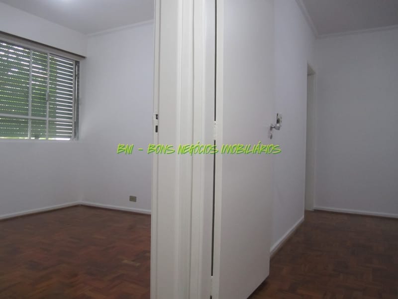 Apartamento para alugar com 3 quartos, 110m² - Foto 24