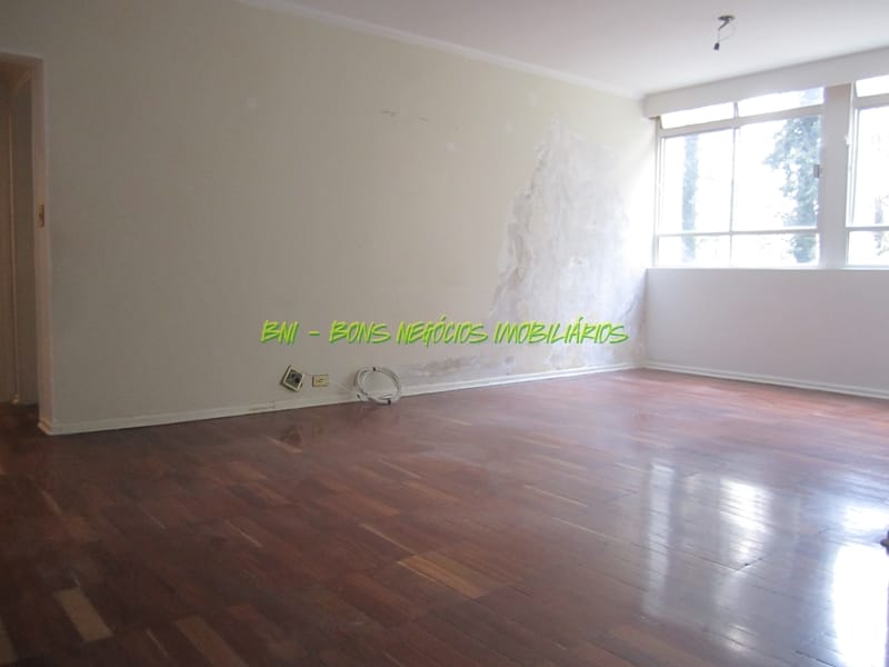 Apartamento para alugar com 3 quartos, 110m² - Foto 4
