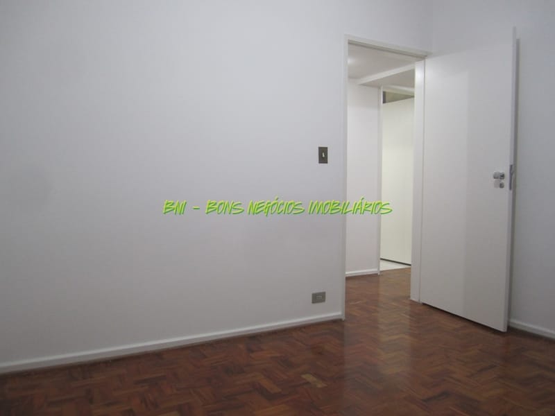 Apartamento para alugar com 3 quartos, 110m² - Foto 28