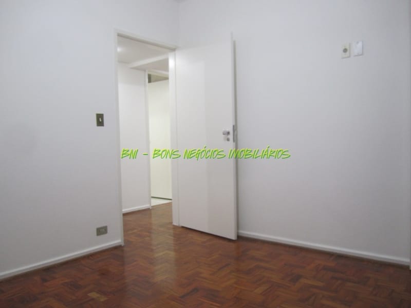 Apartamento para alugar com 3 quartos, 110m² - Foto 29