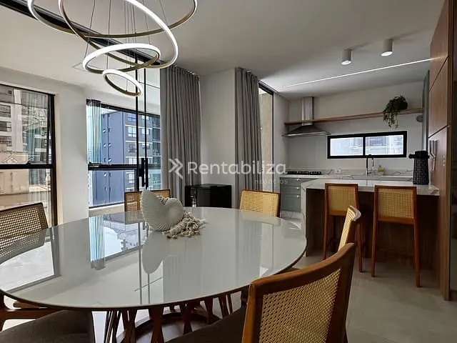 Apartamento 3 quartos e 4 banheiros, à venda, no bairro Meia Praia em Itapema