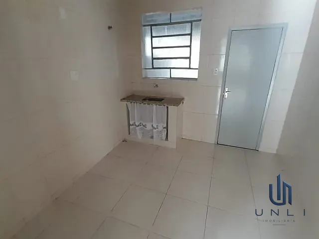 Apartamento 2 quartos e 1 banheiro, para alugar, no bairro Jardim Normandia em Volta Redonda