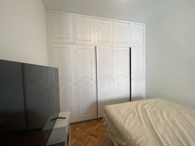 Foto do Apartamento - Amplo apartamento reformado à venda, bem localizado no prestigiado bairro de Copacabana, Rio de Janeiro, RJ | GrupoApi