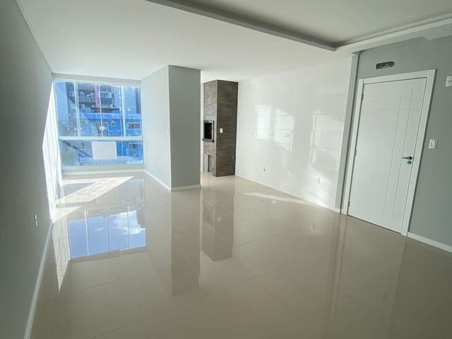 Apartamento 2 quartos e 1 banheiro, à venda, no bairro Cordeiros em Itajaí