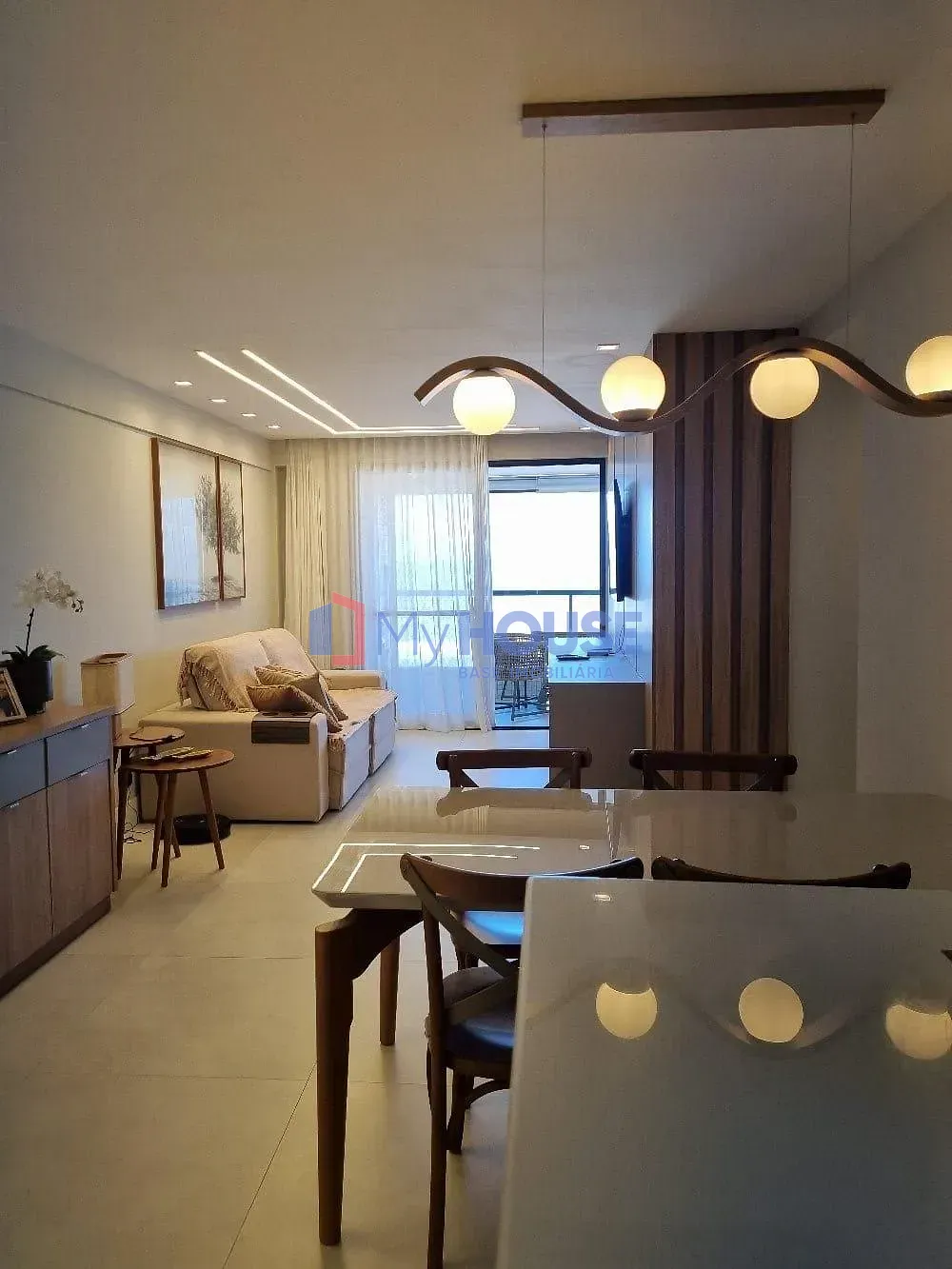 Apartamento, 3 quartos, 100 m² - Foto 1