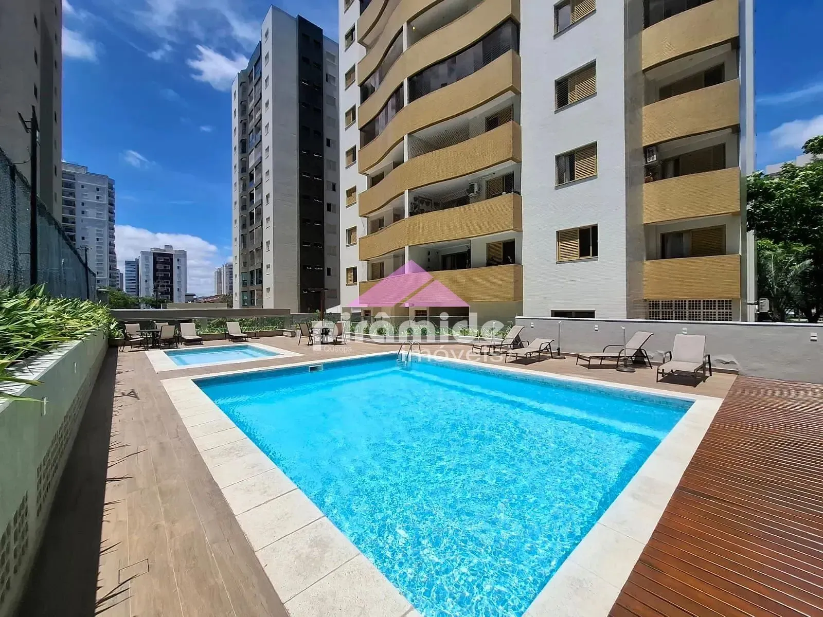Apartamento, 3 quartos, 220 m² - Foto 42