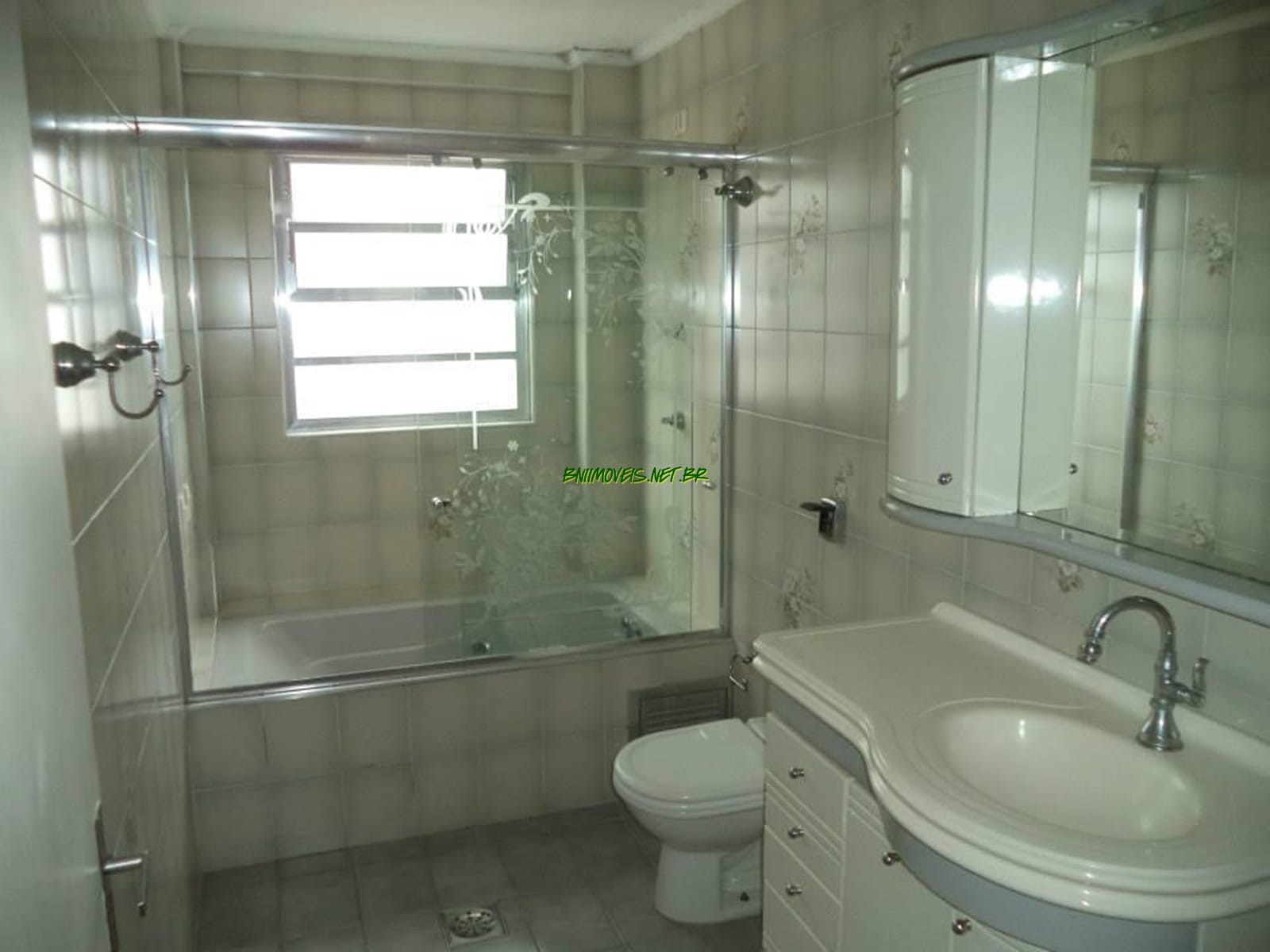 Apartamento à venda e aluguel com 3 quartos, 146m² - Foto 13