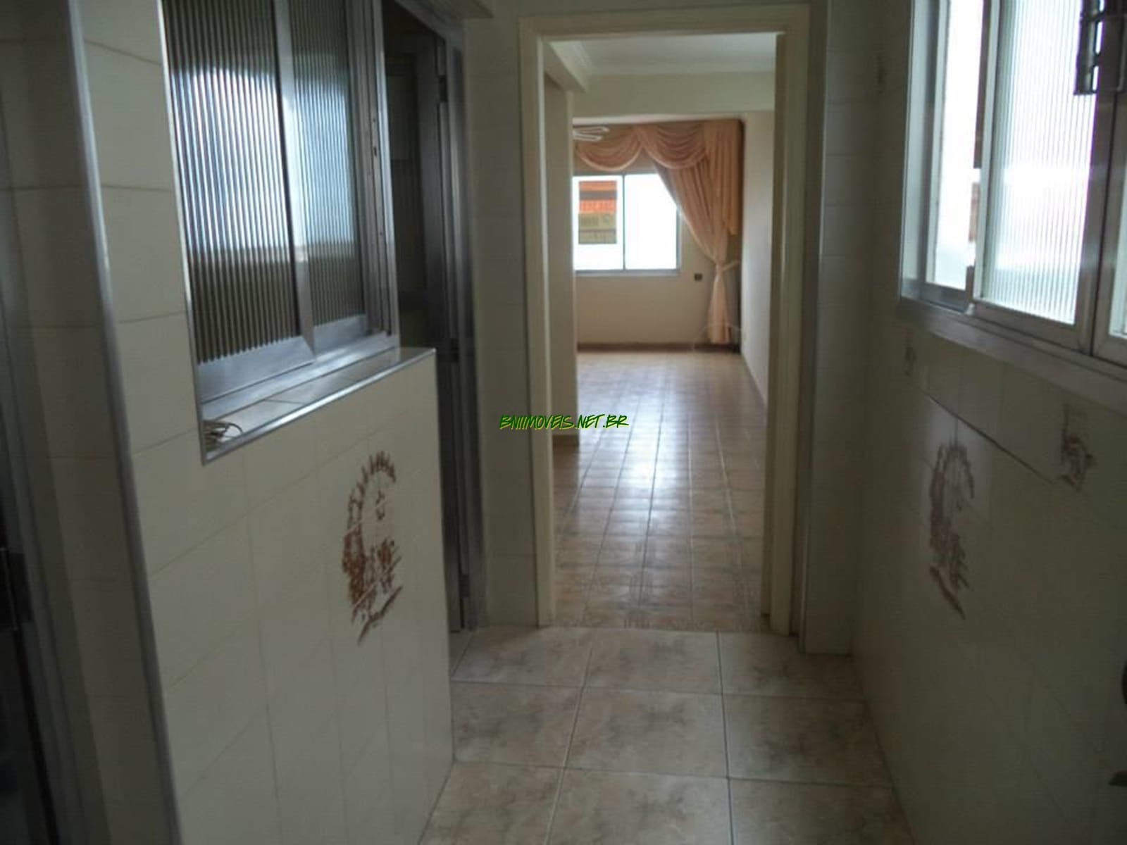 Apartamento à venda e aluguel com 3 quartos, 146m² - Foto 3