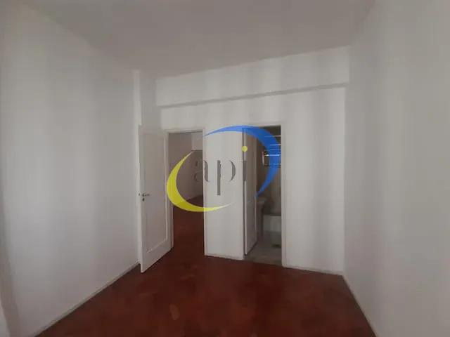 Apartamento 1 quarto e 2 banheiros, à venda, no bairro Copacabana em Rio de Janeiro