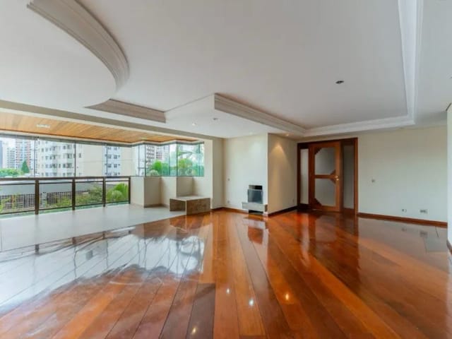 Foto do Apartamento - Cabral, Apto 264m², Ed. Chácara Marumbi, Condomínio Clube, 4 quartos, 2 suítes, Lareira, churrasqueira, à venda, Curitiba, PR | Imobiliária GreenVille