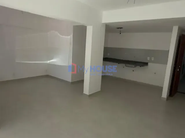 Apartamento 2 quartos e 2 banheiros, à venda ou para alugar, no bairro Nossa Senhora da Vitória em Ilhéus