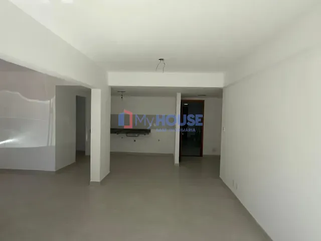 Apartamento 2 quartos e 2 banheiros, à venda ou para alugar, no bairro Nossa Senhora da Vitória em Ilhéus