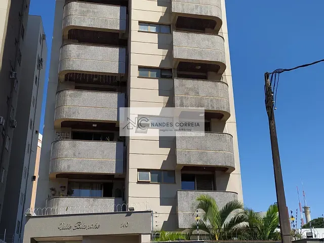 Apartamento com 256m² 4 quartos e 4 banheiros, à venda, no bairro Campo Belo em Londrina